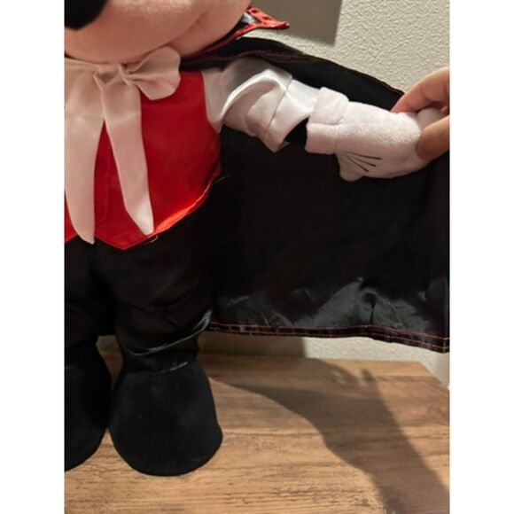 Disney Mickey Mouse Dracula Standing Figurine - Picture 4 of 9